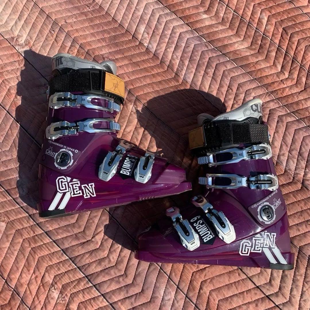 GEN Bumps 9 WCUP スキーブーツ モーグル　フリースタイル