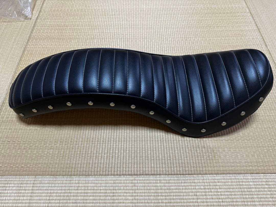 コブラシート　ドラッグスター250専用 スタッド付タックロールシート