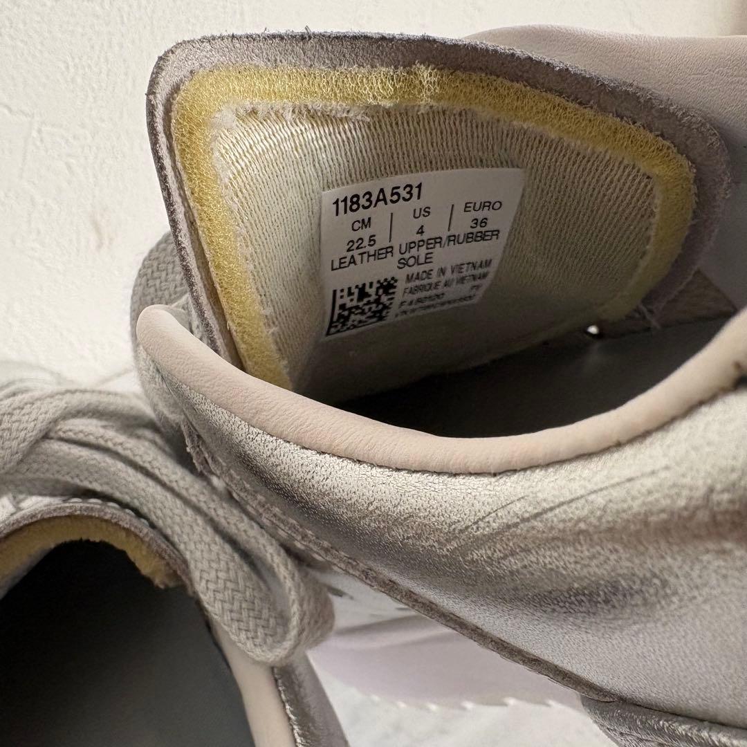 【美品】Onitsuka Tiger シルバー 厚底 スニーカー　22.5㎝