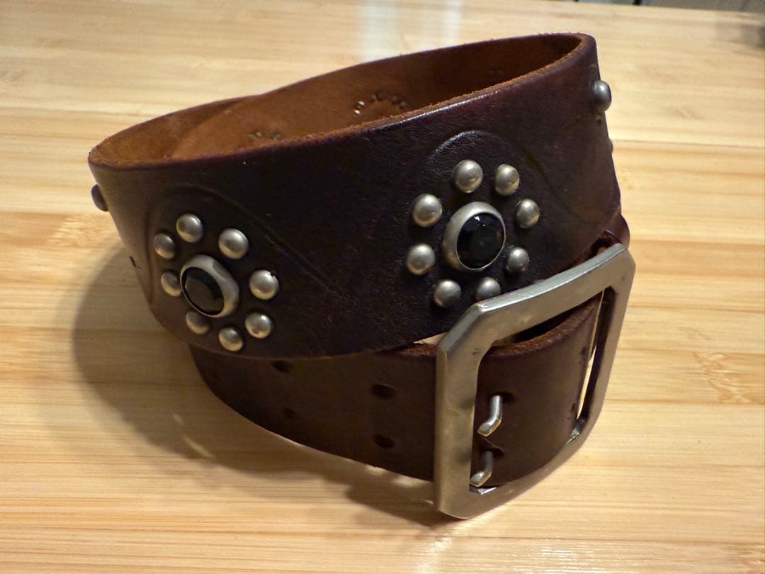 ⭐️TMT⭐️フラワースタッズ⭐️ブラックストーン⭐️ブラックレザー(茶芯)⭐️M