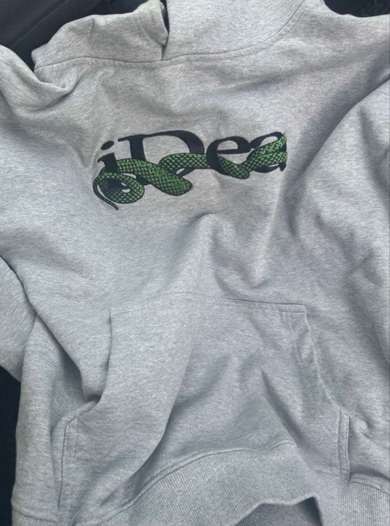 iDea 蛇デザイン グレー パーカー Lサイズ