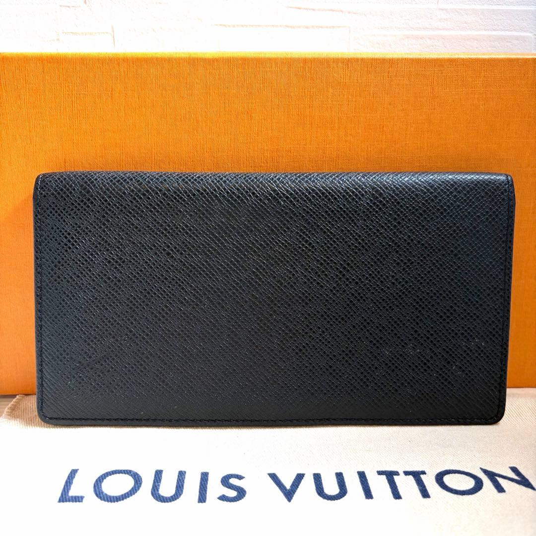 美品　ルイヴィトン　札入れ　タイガ　黒　折り財布　長財布