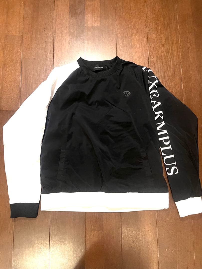 LUXEAKMPLUS トレーナー ブラック/ホワイト