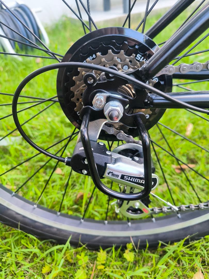 ☆大セール☆　未使用　26インチ　6段　タイヤが太くてカッコよいマウンテンバイク