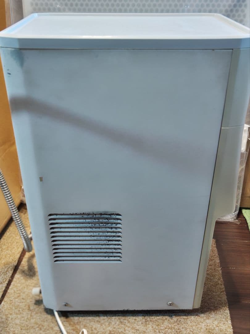 【水受け下皿欠品】東芝 ウォータークーラー RWF-30P3？