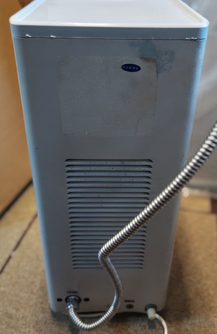 【水受け下皿欠品】東芝 ウォータークーラー RWF-30P3？