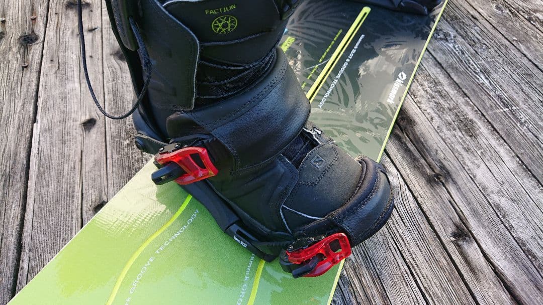 スノーボード3点セット キスマーク KISSMARK 147 ブーツ 25.5