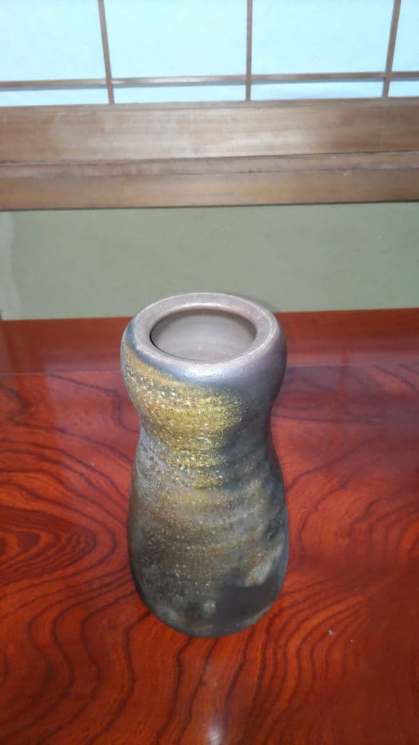 備前焼　人間国宝　山本陶秀　花入　 木箱付き