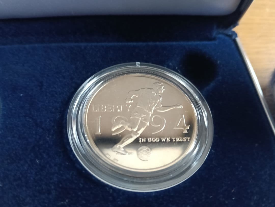 ☆掘り出し物！☆ FIFAワールドカップ記念（1994年）プルーフセット