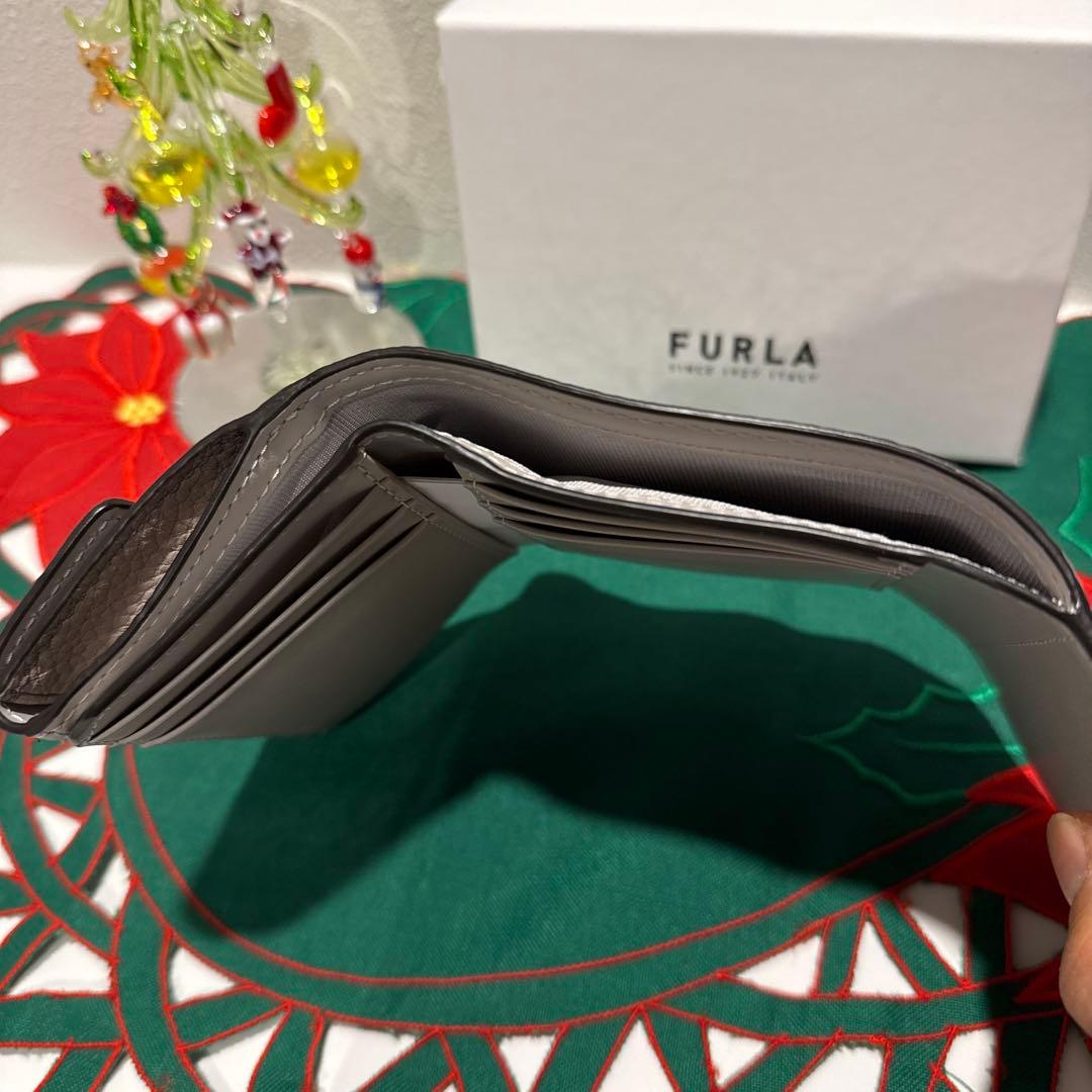 【新品未使用】FURLA フルラ 財布✨三つ折り グレージュ グレー ベージュ