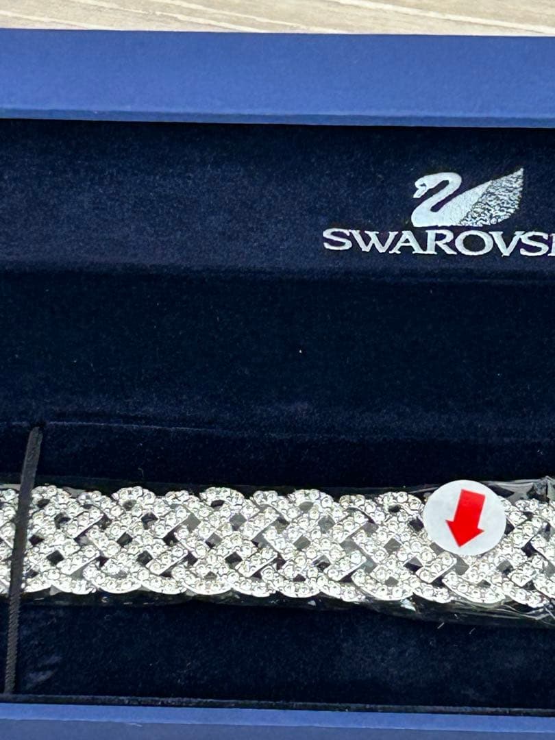 (配送代セット売り値引き交渉OK) Swarovski シルバー ブレスレット