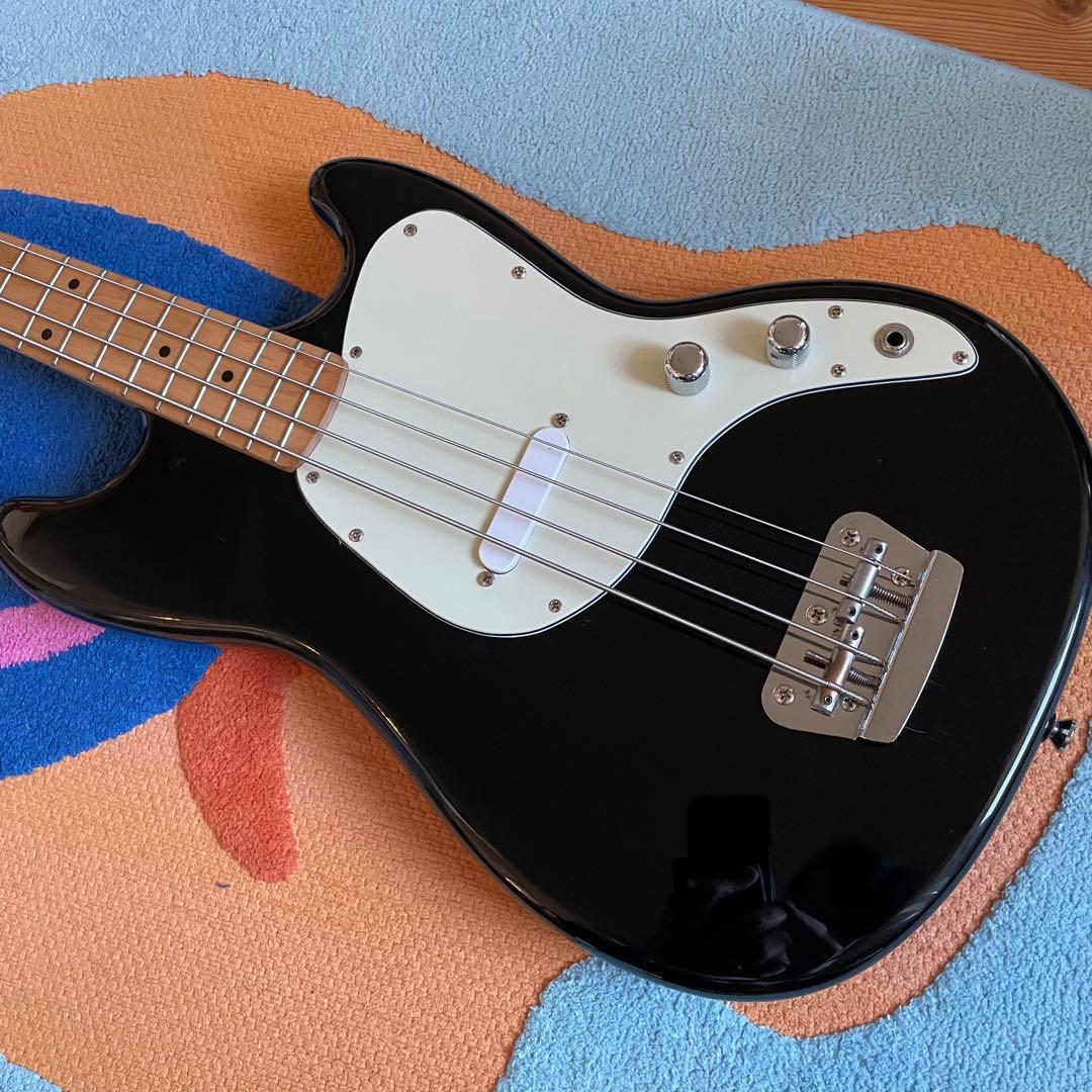 squire bronco bass 黒　musicmaster 仕様
