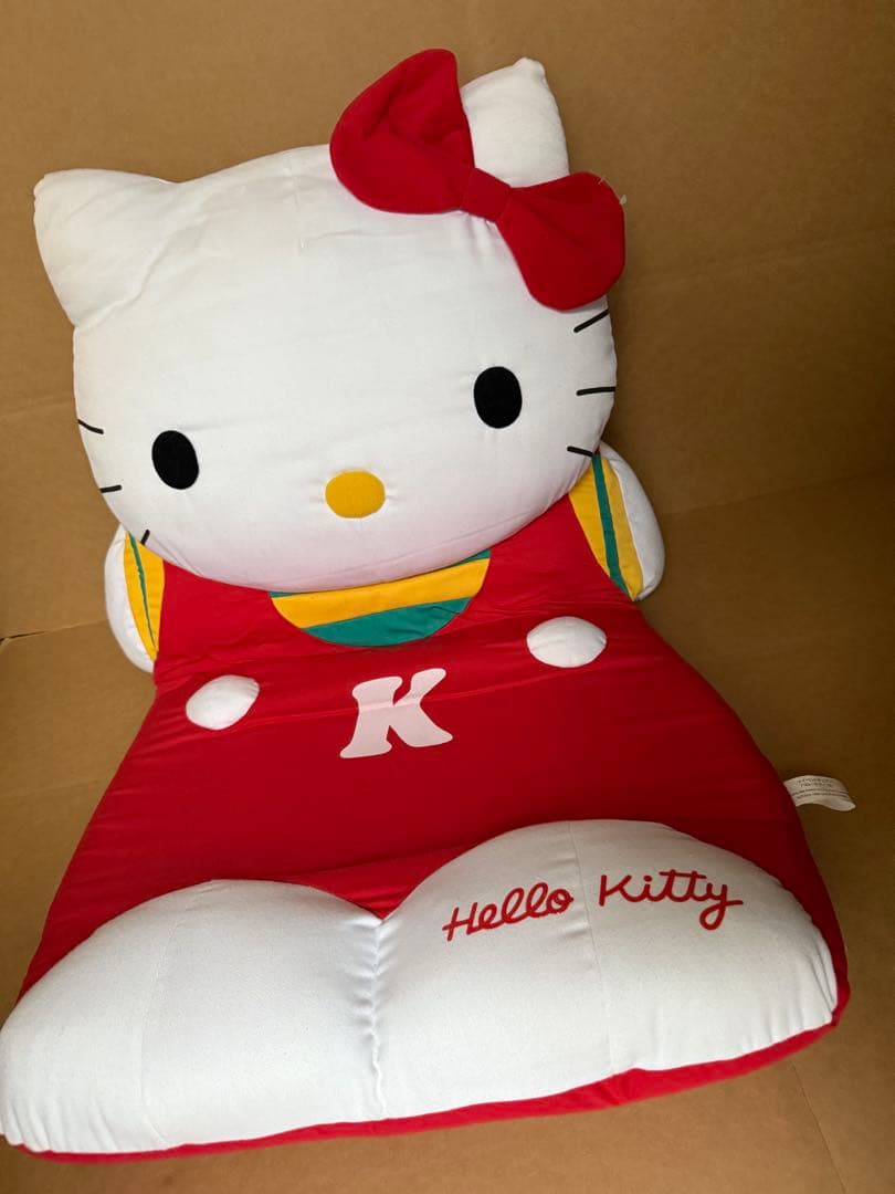 サンリオ　ハローキティ　マイペットチェアー　折り畳みイス