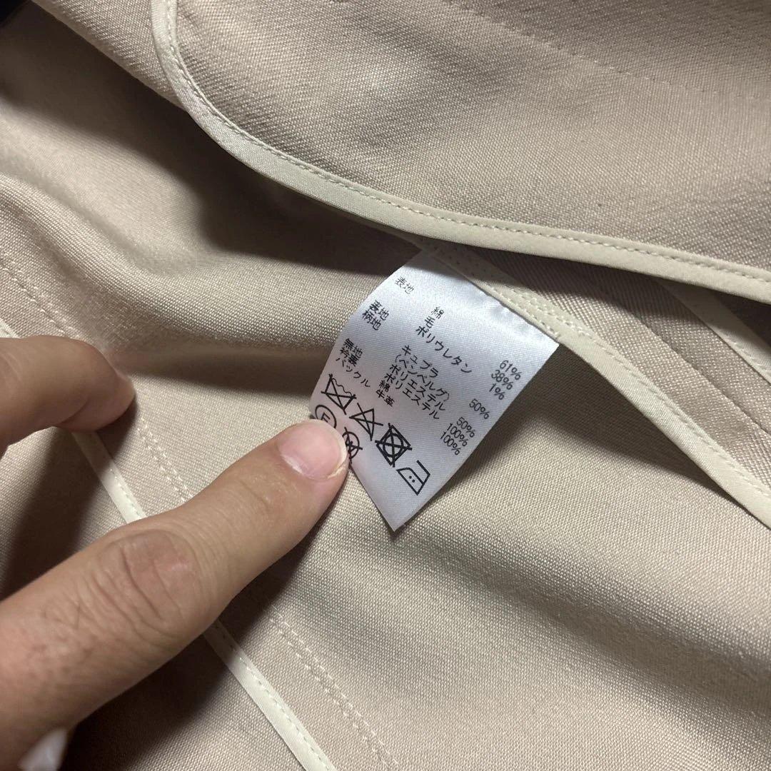 アクアスキュータム　ショートコート　レディース