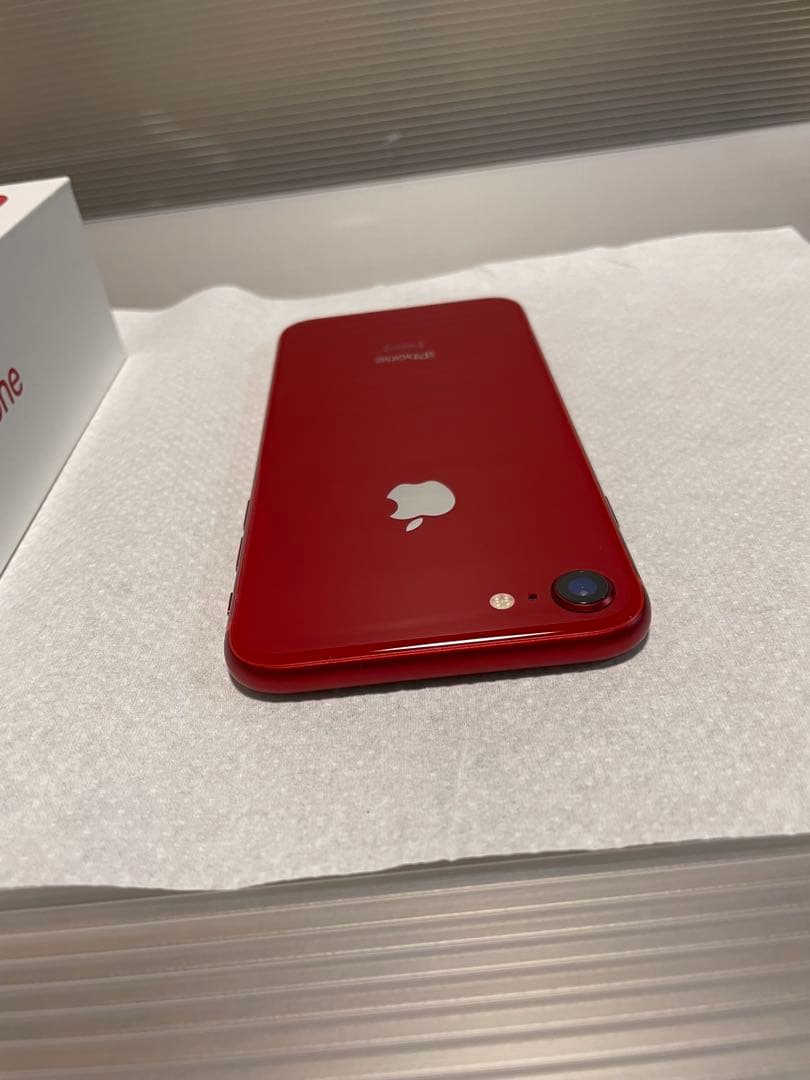 iphone8 64GB レッド