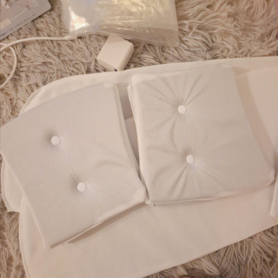 【ほぼ未使用】【フルセット】calqs 首と肩がホッとする枕プラス