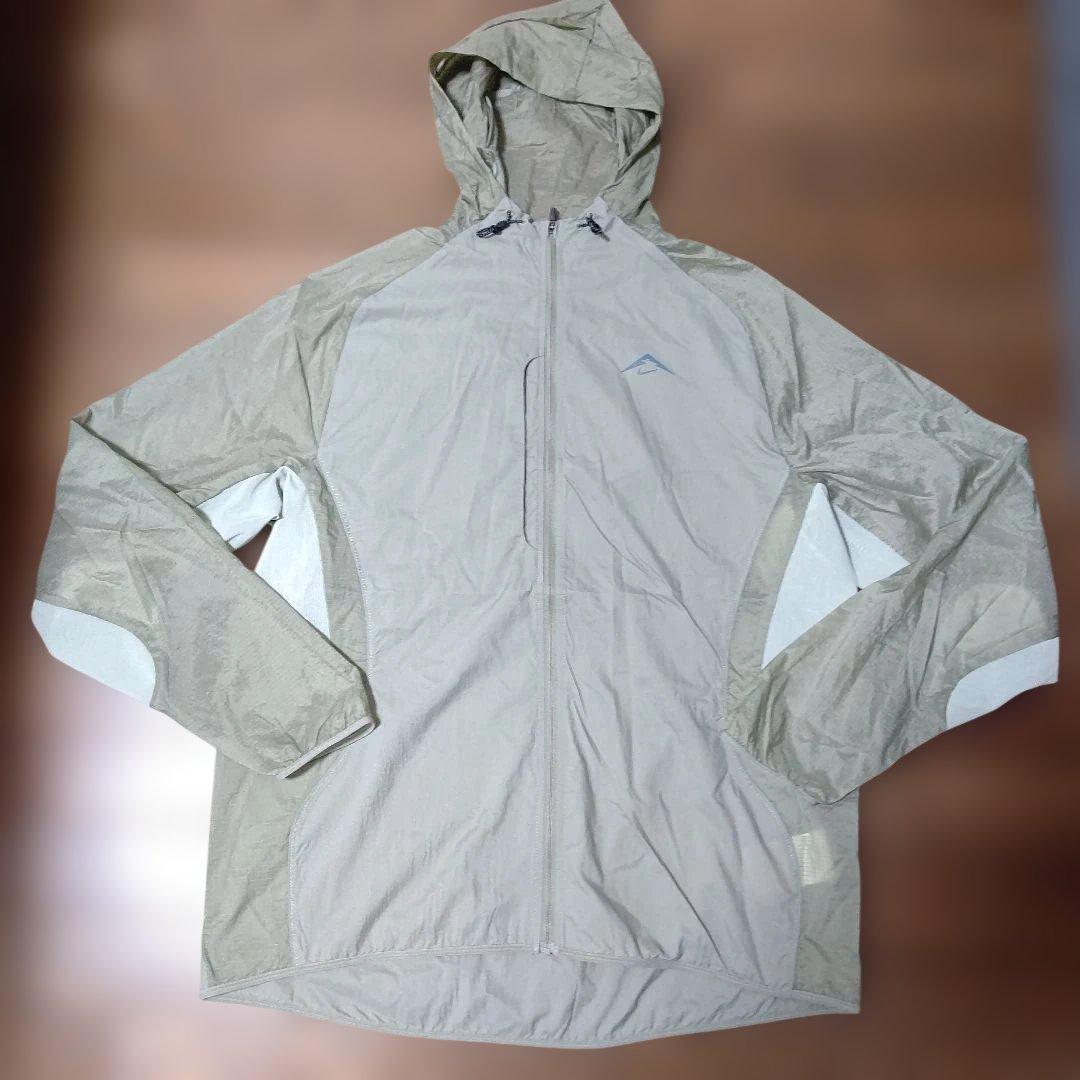 NIKE　ナイキトレイル エアリーズ　 ウィンドブレーカー　Ｌ