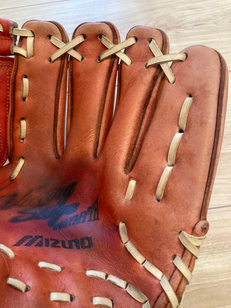 硬式グローブ　ビクトリーステージ　内野手　ミズノ
