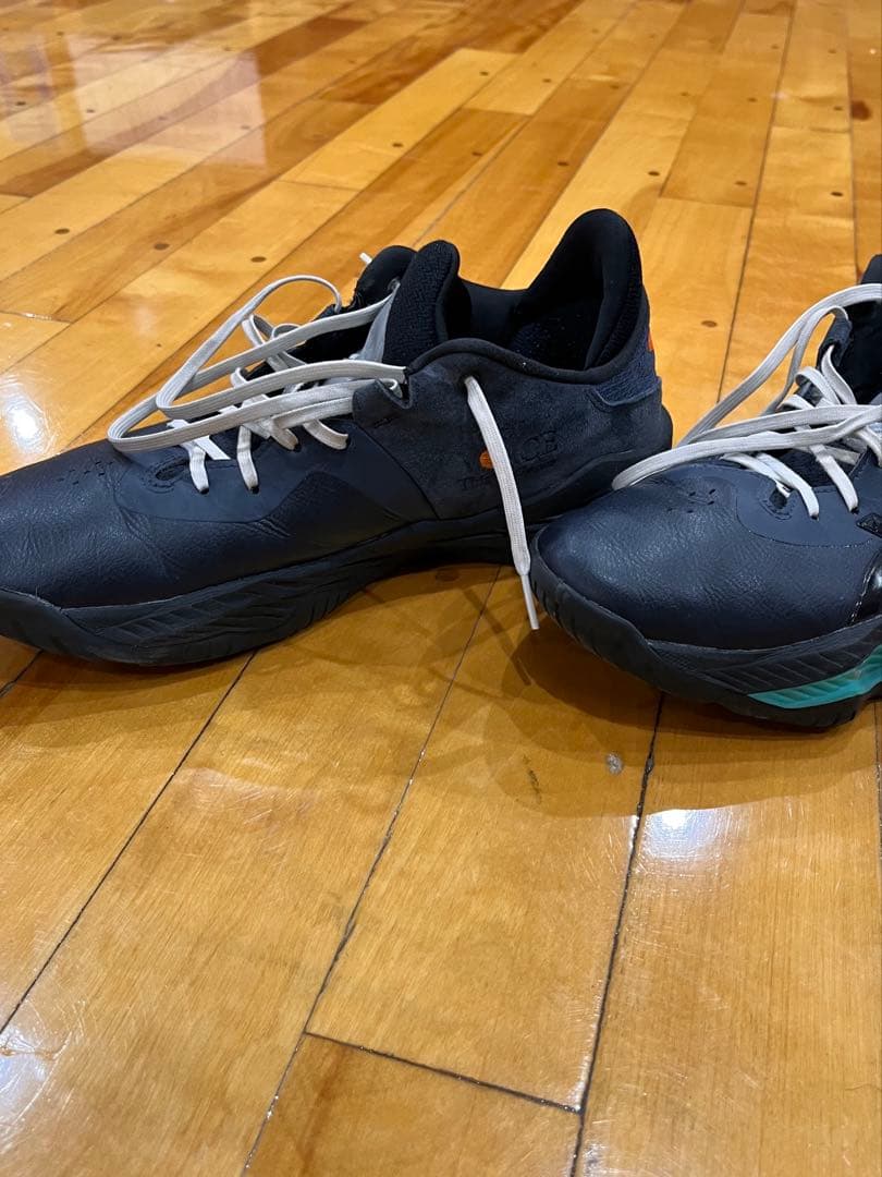 ASICS バスケットボールシューズ ブラック/グレー