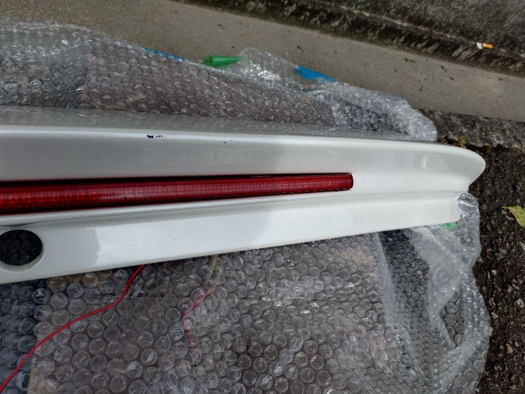 値下げ！WALD製　リアスポイラー　ウイング　200系　ハイエース　ナロー用