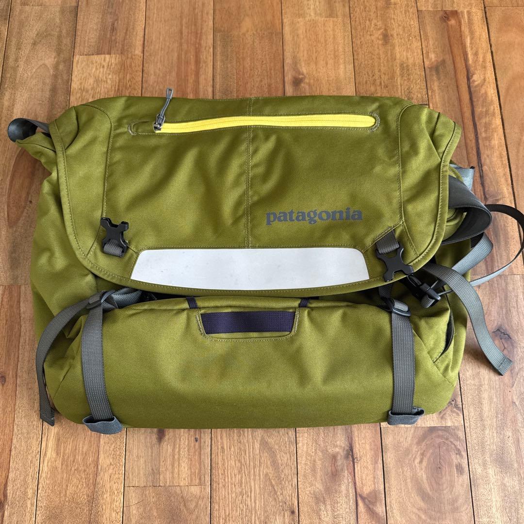極美品　パタゴニア ハーフ・マス メッセンジャーバッグ 15L　激レア　希少