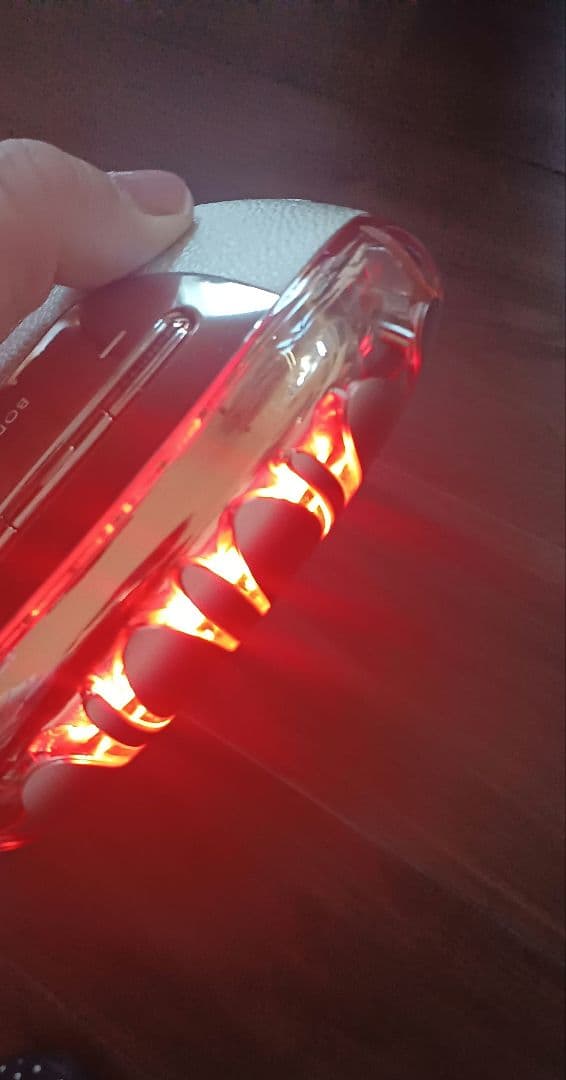 専用充電コード付き YAMAN ヤーマンリフトロジー美顔器　高級クリーム付き