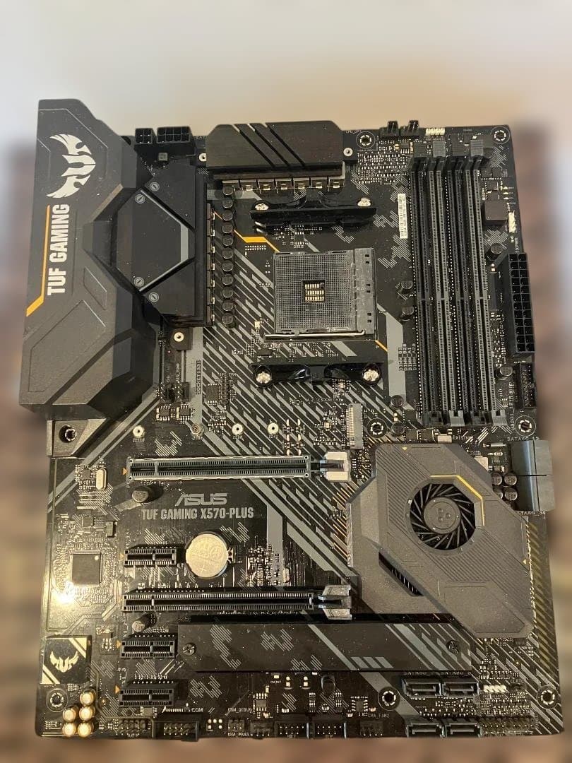 ASUS TUF GAMING X570-PLUS マザーボード