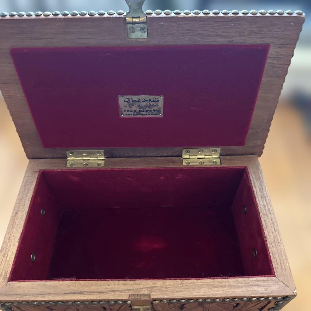 オマーン製 木彫装飾ボックス マンドゥース 宝石箱 小物入れ 伝統工芸