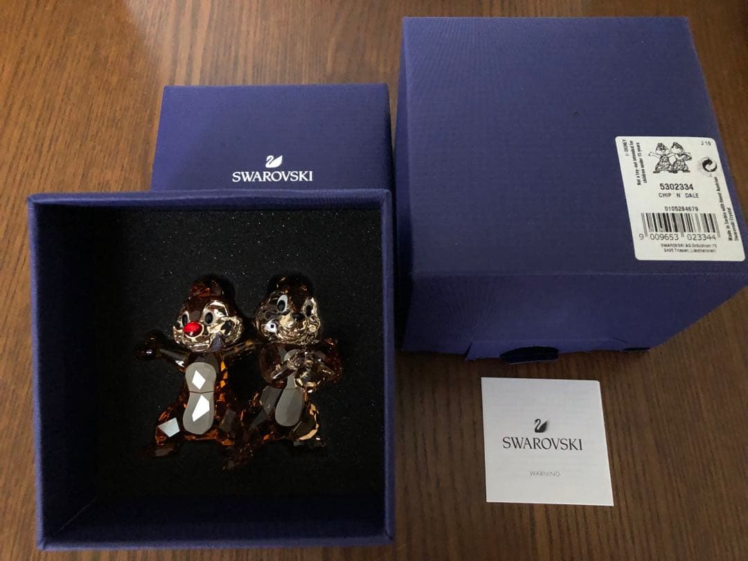 ロコ スワロフスキー SWAROVSKI チップとデール