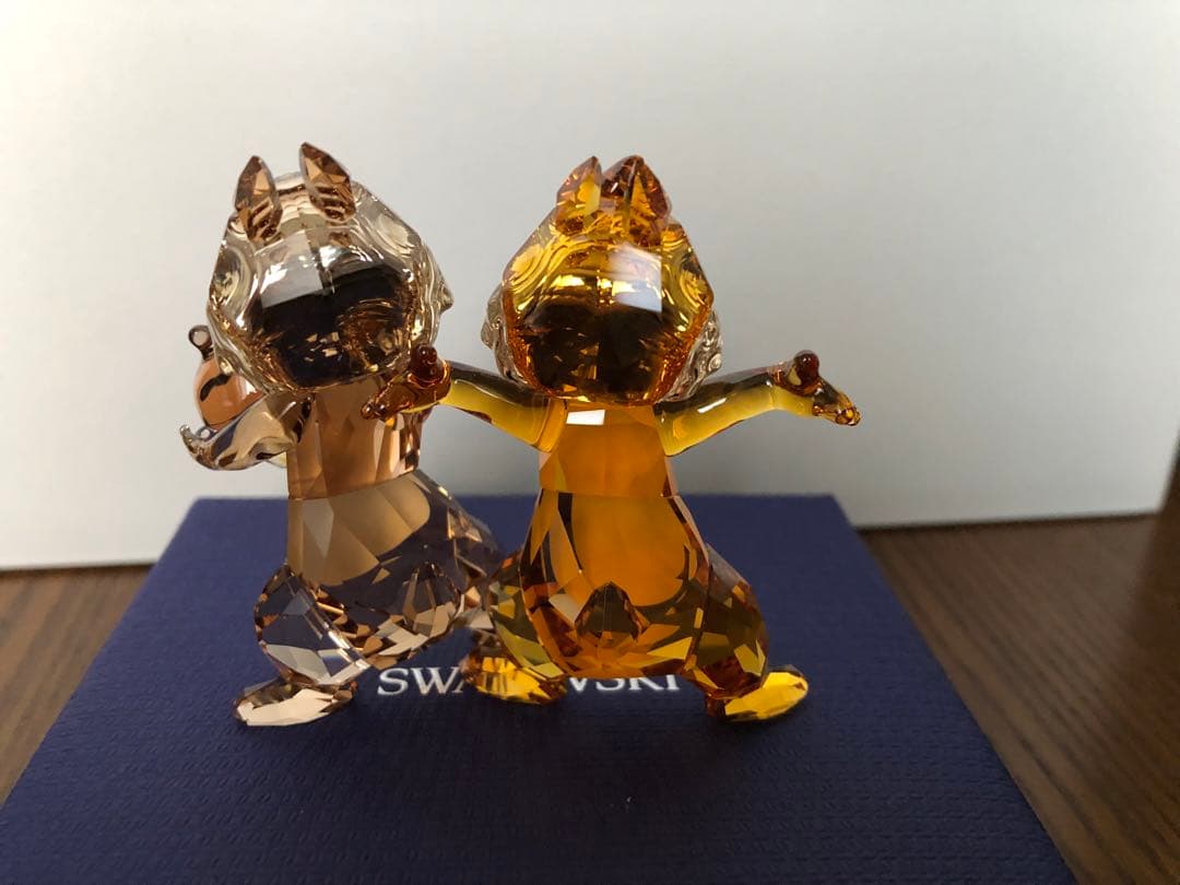 ロコ スワロフスキー SWAROVSKI チップとデール