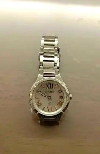 シチズン時計 xC レディース エコ・ドライブ電波時計 ES8080-68