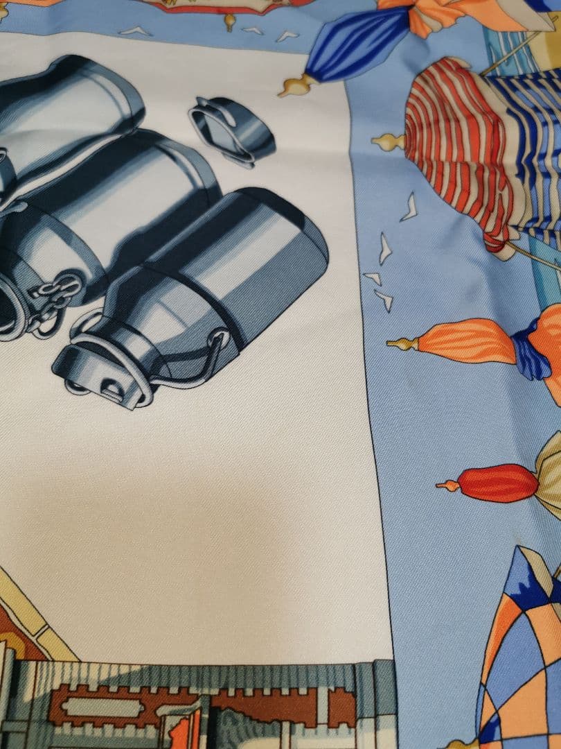 エルメス　HERMES　スカーフ　CHARMES DES　PLACES