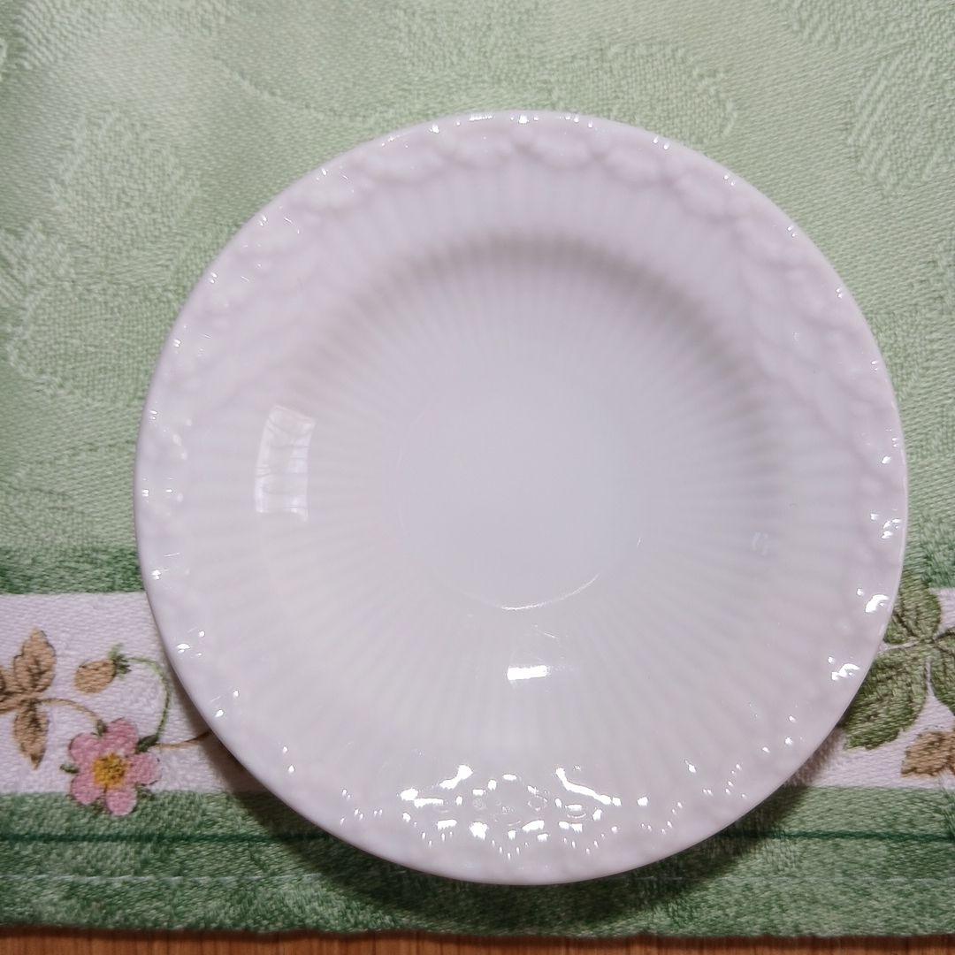 ロイヤルコペンハーゲン　ホワイトフルーテッド　ハーフレース　バタープレート　2個