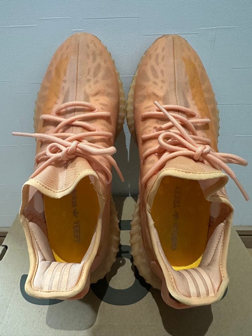 アディダス イージーブースト 350 V2