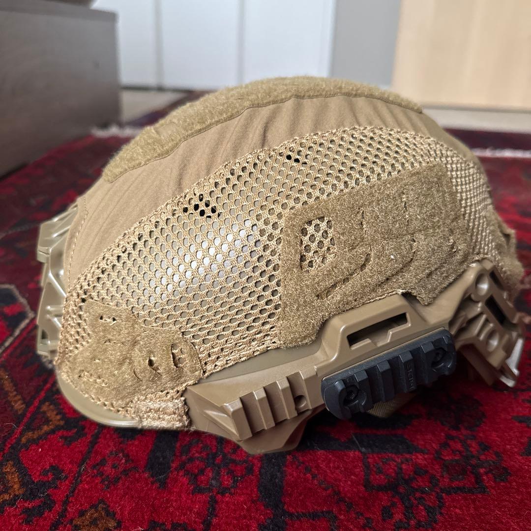 【実物】チームウェンディ　TEAM WENDY ヘルメット