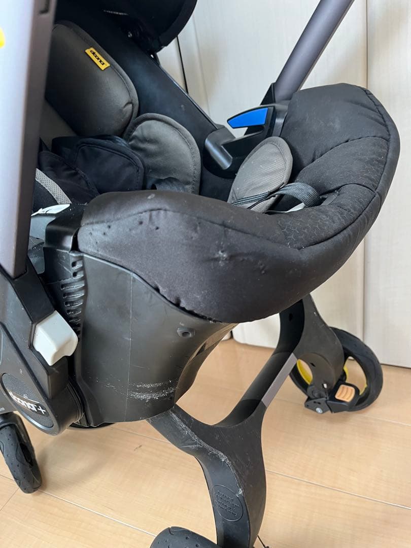 ドゥーナ　ベビーカー&チャイルドシート　doona ベビー　新生児　出産