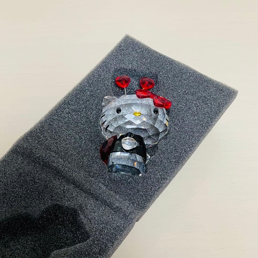 【watarupapa】スワロフスキー ハローキティ てんとう虫