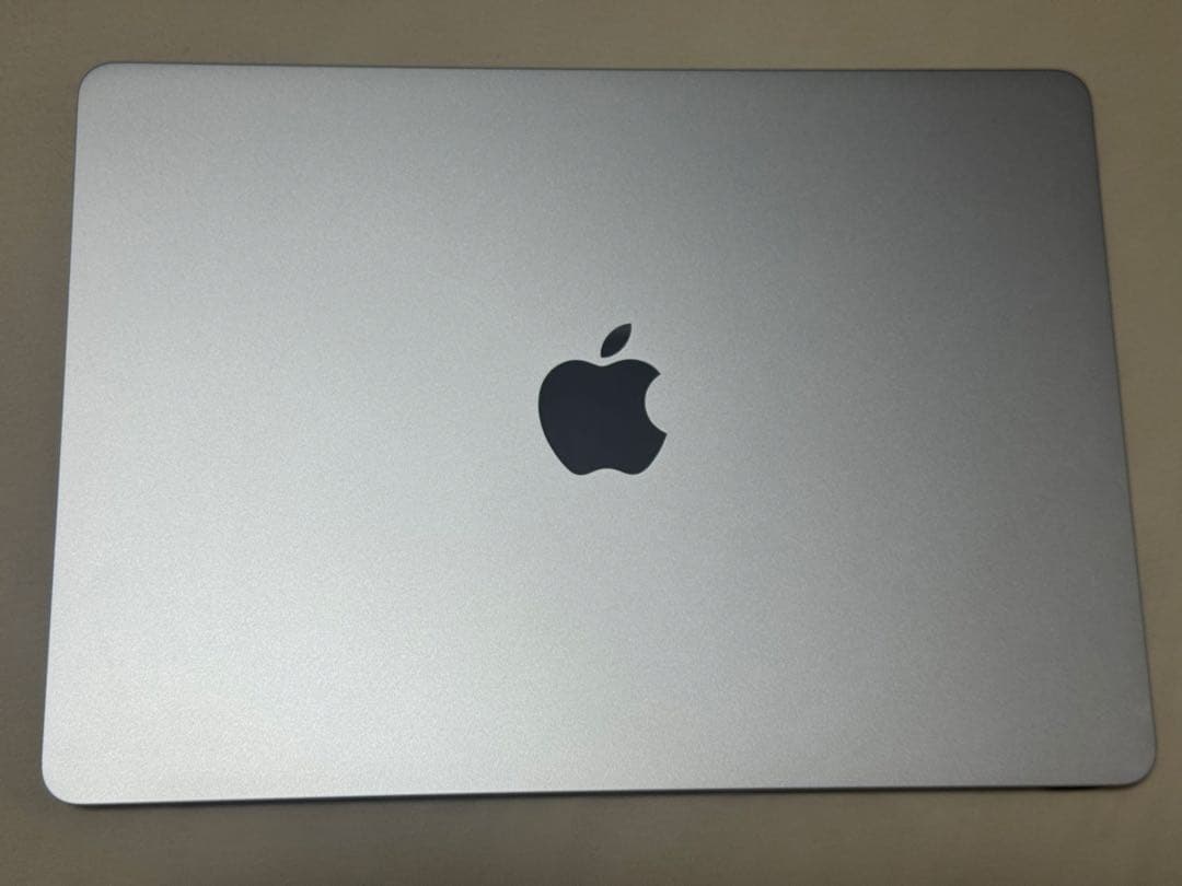 美品Apple MacBook Air M3 16GB 256GB スターライト