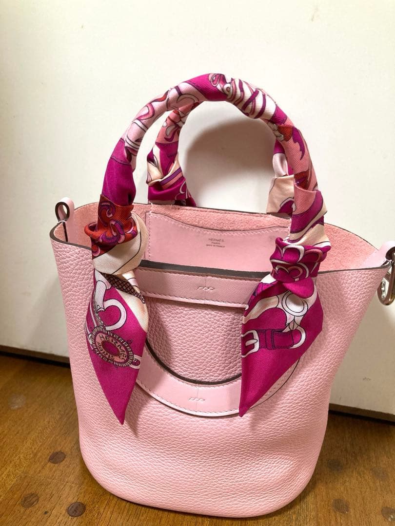 ⭐️ayumin⭐️ Hermès ツイリー　2本組　ピンク系