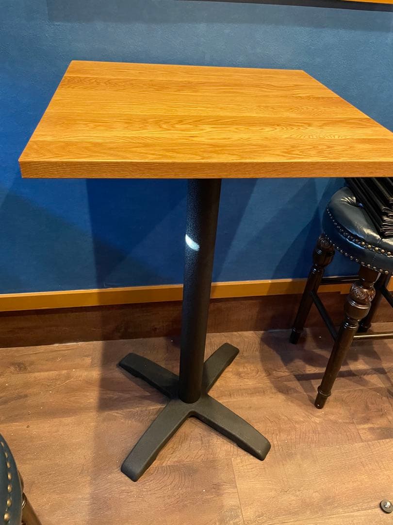 カウンターテーブル　ハイテーブル