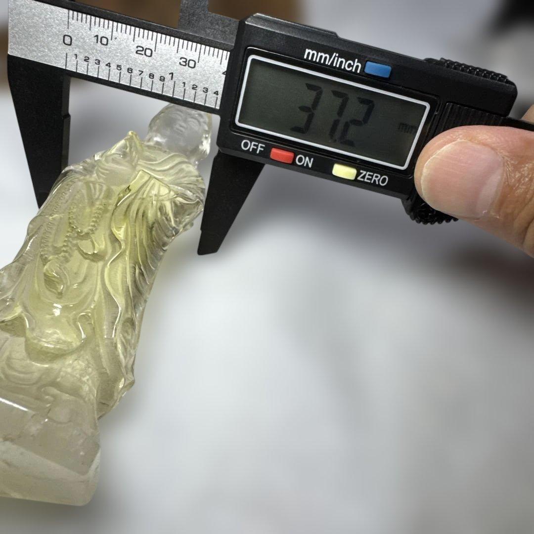 高品質　観音黄水晶　シトリン　置物　約12cm
