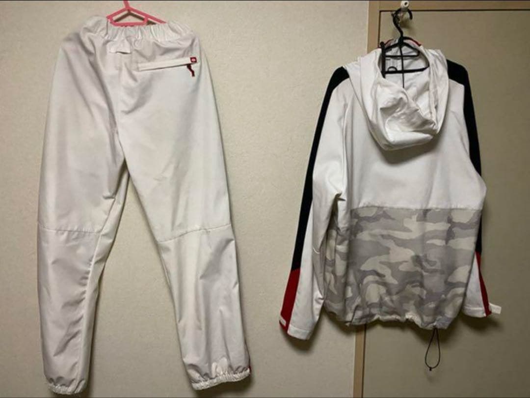 686 スノーボードウェア　上下セット