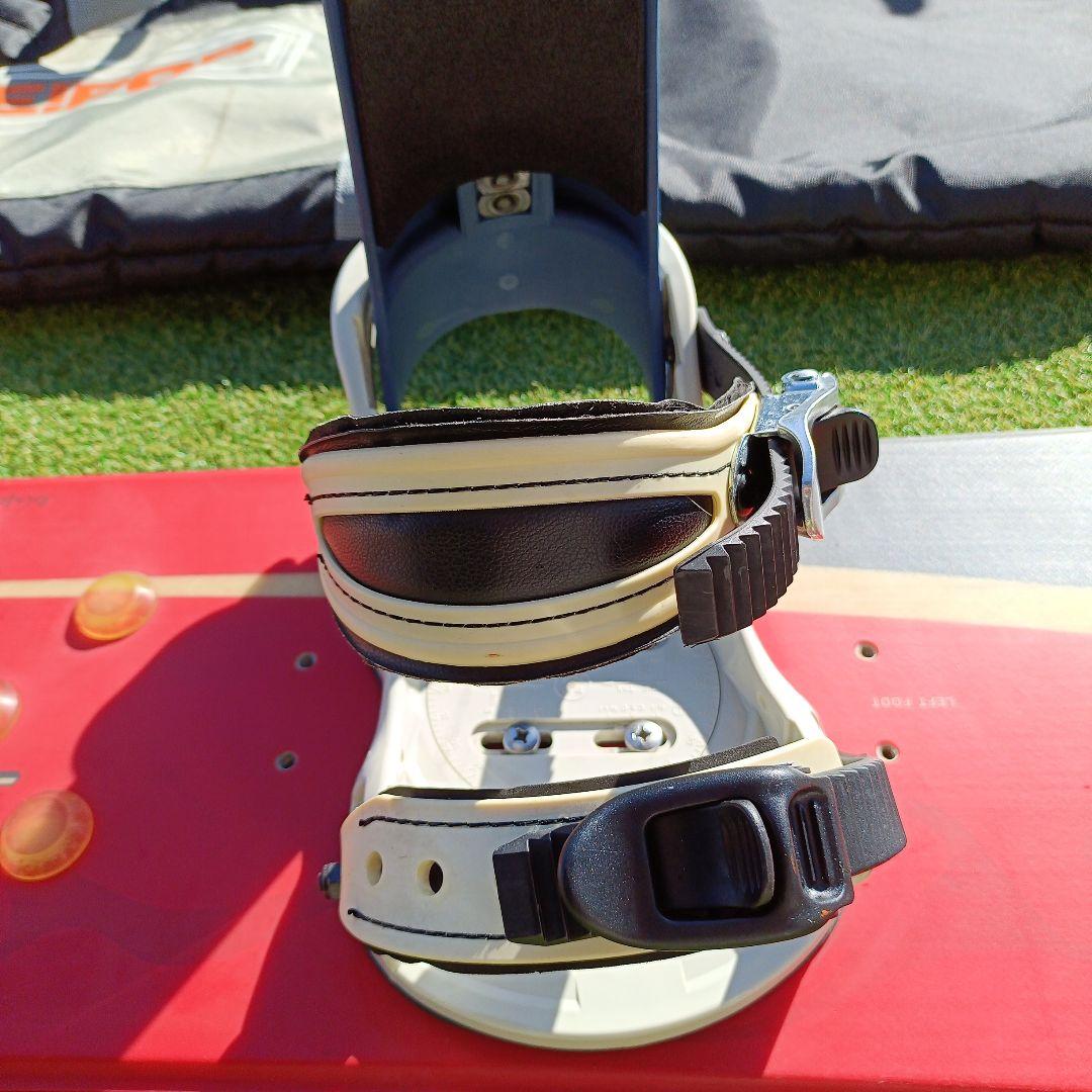 SANTA CRUZスノーボード ビンディングセットバッグ専用手袋付き153cm