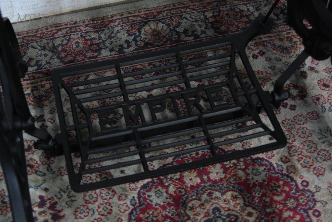 69　ミシン脚 机 テーブル EMPIRE 足踏みミシン