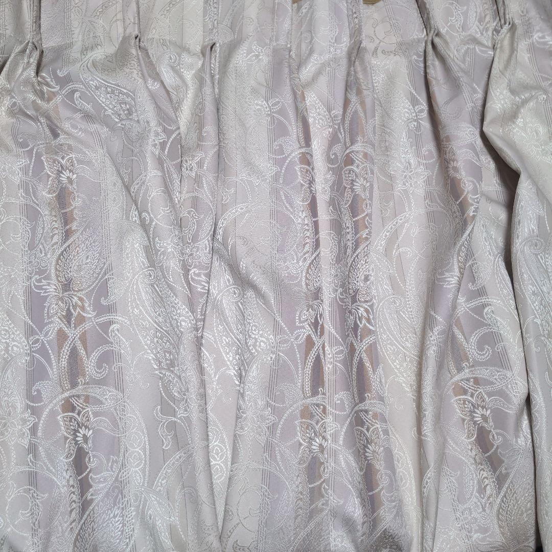 サンゲツ アイボリー 花柄 ドレープカーテン フック式 ２枚セット