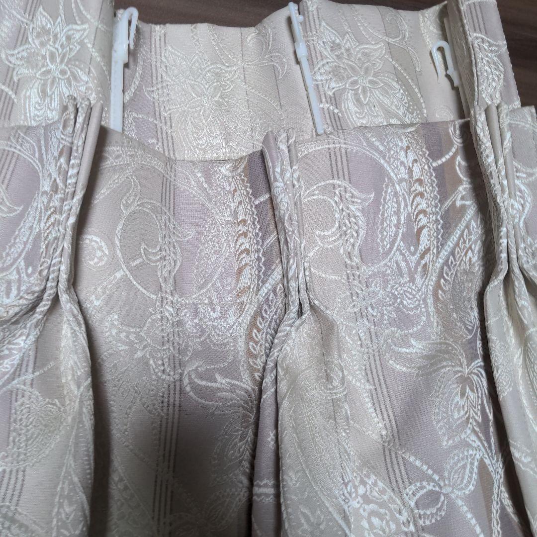 サンゲツ アイボリー 花柄 ドレープカーテン フック式 ２枚セット