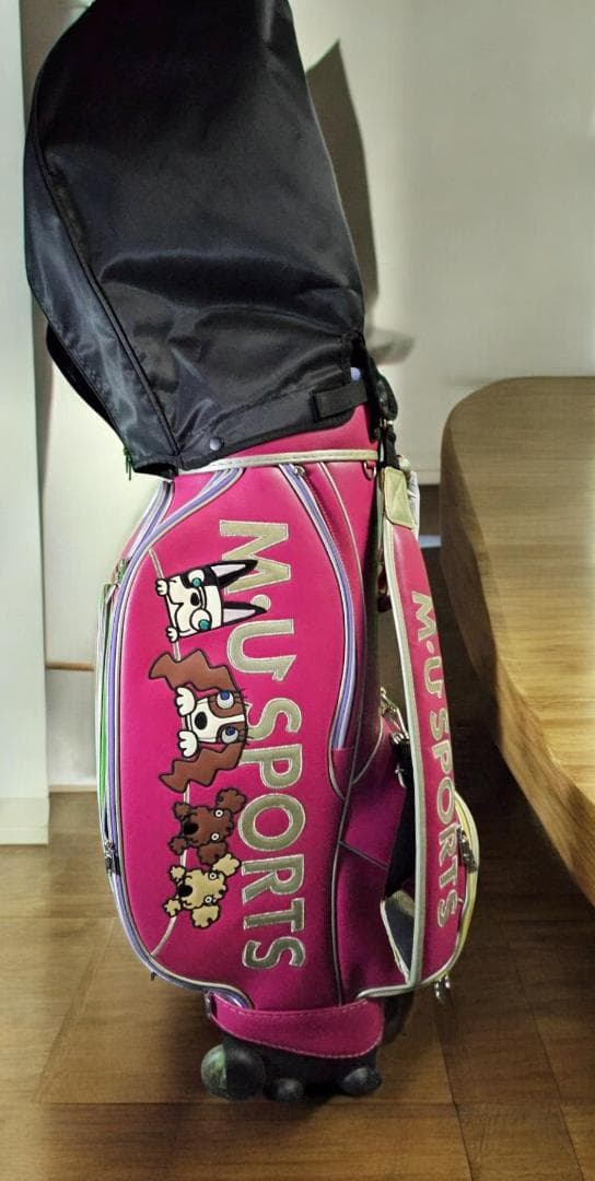 送料無料/美品　M-U SPORTS ピンク ゴルフバッグ/キャリー付き