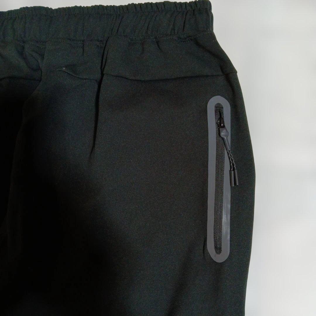 Reebok 防風トラックジャケット上下　ウインドブレーカー 裏地 薄フリース