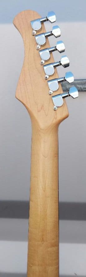 【美品】Bucchus　UNIVERSE　BST-1R SW　エレキギター