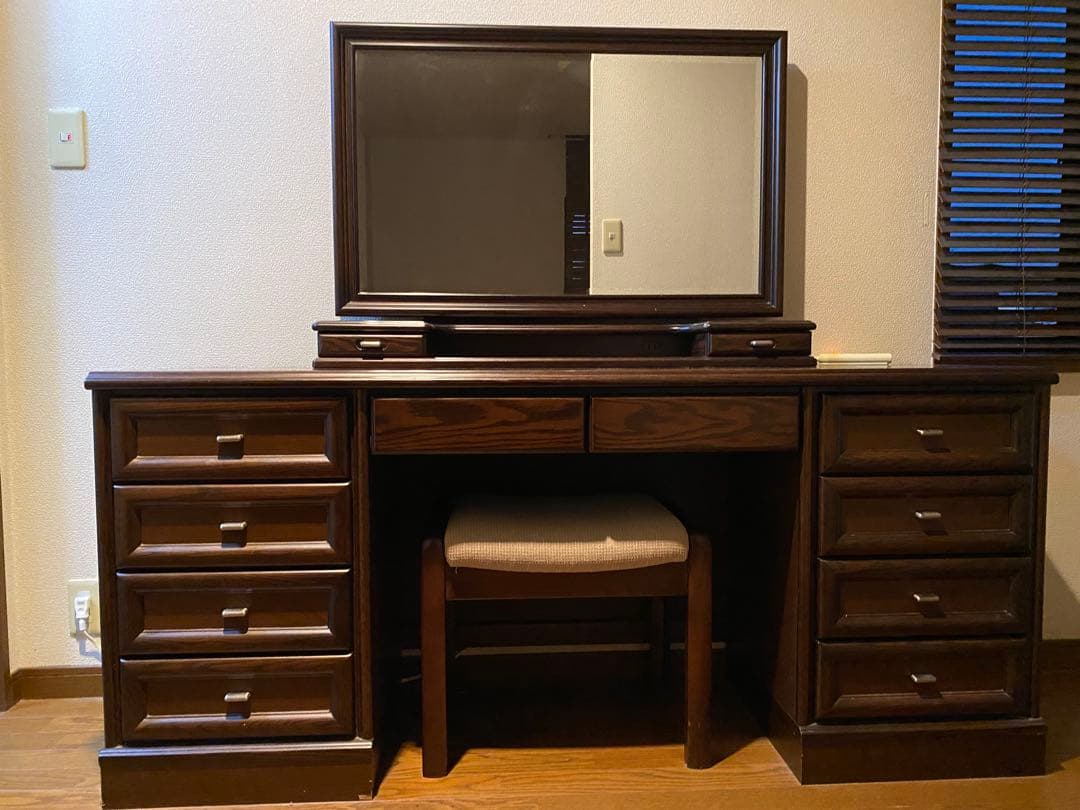 maruni ドレッサー